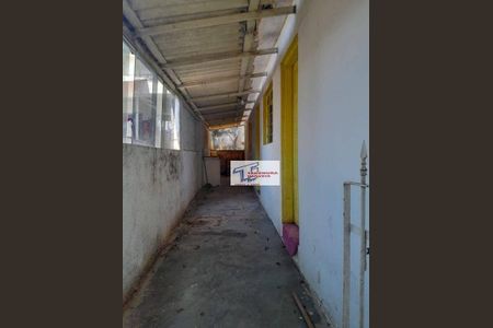 6_photo/94cfaa90a3.751bca41ac608a7d-ATLAS-9d5ea5d1-11cc-47a8-b038-b880b446c4d6.jpg de casa à venda com 1 quarto, 50m² em Parque Sao George, Cotia