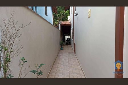 7_photo/94cfaa90a9.fe96b63aec789ef1-ATLAS-4ad1d482-fee2-4884-8234-39d864f7f44f.jpg de casa à venda com 3 quartos, 175m² em Parque Sao George, Cotia