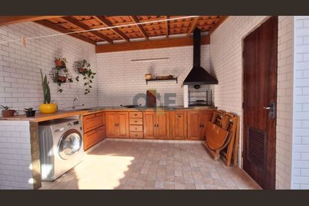 14_photo/94cfaa90a9.fe96b63aec789ef1-ATLAS-68a6ad2f-f2c0-40af-ad2d-c1a5c285dc81.jpg de casa à venda com 3 quartos, 130m² em Parque Sao George, Cotia