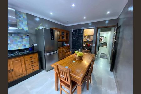 9_photo/94cfaa90a9.fe96b63aec789ef1-ATLAS-85570346-4ba5-4a2d-bd78-6d339f1ee466.jpg de casa à venda com 3 quartos, 174m² em Parque Sao George, Cotia