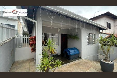 21_photo/94cfaa90dd.b2e2ed221f0305da-ATLAS-f30e8229-8b50-4380-9f20-3d9c363d2637.jpg de casa à venda com 3 quartos, 160m² em Parque Sao George, Cotia