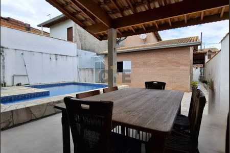 28_photo/94cfaa92ad.ceff8192393c33de-ATLAS-31601726-aa6f-4ff3-82be-b20b44b8dc4e.jpg de casa à venda com 3 quartos, 108m² em Cemucam, Cotia