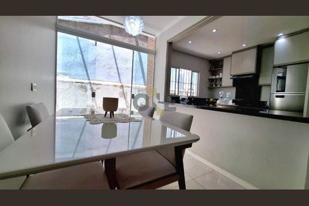 4_photo/94cfaa92ad.ceff8192393c33de-ATLAS-c9ac3698-3d20-4dcc-8a7b-fbf733dea8ea.jpg de casa à venda com 3 quartos, 108m² em Cemucam, Cotia