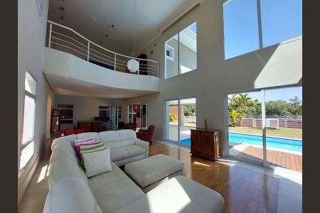 10_photo/94cfaa932f.8e927f3430f5a69c-ATLAS-0026ee3c-ae4b-4cfa-ba9e-2e51e5cd4bcb.jpg de casa de condomínio à venda com 3 quartos, 450m² em Cemucam, Cotia