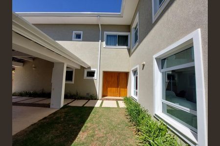 8_photo/94cfaa932f.8e927f3430f5a69c-ATLAS-144cf2da-3d9e-4ae5-a65d-321129ceb5ac.jpg de casa de condomínio à venda com 3 quartos, 450m² em Cemucam, Cotia