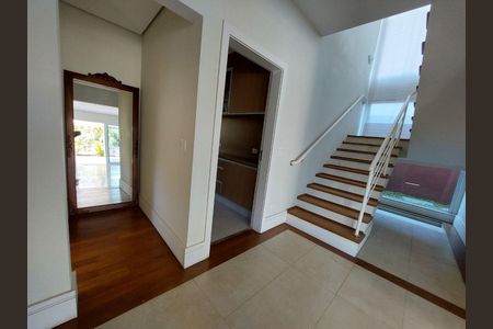 6_photo/94cfaa932f.8e927f3430f5a69c-ATLAS-46b50358-010c-4c9b-9fcb-e3bb84ced5c6.jpg de casa de condomínio à venda com 3 quartos, 450m² em Cemucam, Cotia