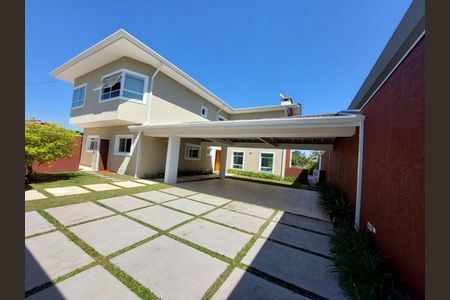 2_photo/94cfaa932f.8e927f3430f5a69c-ATLAS-fb6e9df6-9a09-4a9f-8538-b1e21730b1de.jpg de casa de condomínio à venda com 3 quartos, 450m² em Cemucam, Cotia