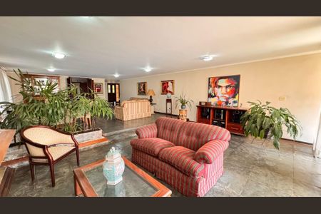 6_photo/94cfaa939d.1ee954665fa22826-ATLAS-44508db2-6d8a-4b50-9fe6-f2fd3cc7ea2a.jpg de casa à venda com 4 quartos, 450m² em Cemucam, Cotia