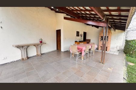 17_photo/94cfaa939d.1ee954665fa22826-ATLAS-ace6ffb7-955f-4b98-861d-70b2aa8d467a.jpg de casa de condomínio à venda com 4 quartos, 450m² em Cemucam, Cotia