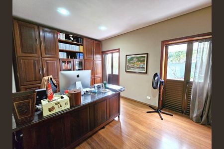 5_photo/94cfaa9487.ba3e4f1a03d92c8a-ATLAS-18aa36d0-896c-4007-9e06-baf365ea4506.jpg de casa à venda com 5 quartos, 817m² em Jardim Passargada I, Cotia