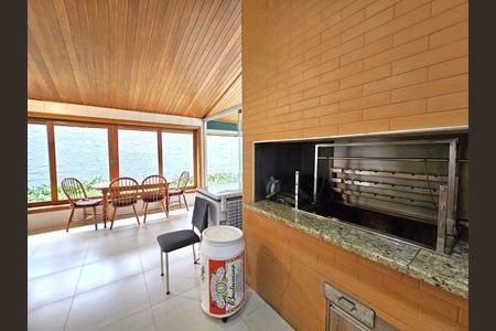 9_photo/94cfaa9487.ba3e4f1a03d92c8a-ATLAS-2ecc6ba2-8be1-4878-9d63-aa07a95a11a4.jpg de casa à venda com 5 quartos, 817m² em Jardim Passargada I, Cotia