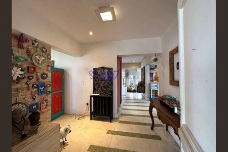 8_photo/94cfaa94b5.0a261471b60c67a3-ATLAS-ee41b36b-1b5d-4cd5-9d8f-502dc4a844db.jpg de casa à venda com 3 quartos, 308m² em Jardim Passargada I, Cotia