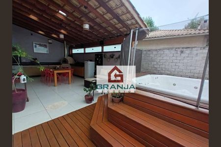 4_photo/94cfaa94b5.2f15d505e37c7ac5-ATLAS-85ea11a4-54b0-41dc-b4f0-2f6d144f286d.jpg de casa de condomínio à venda com 3 quartos, 180m² em Jardim Passargada I, Cotia