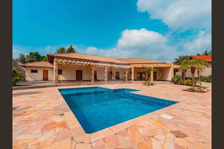 3_photo/94cfaa94b5.f861ecc718bdcbd7-ATLAS-a87a475c-688c-4cd7-af78-9ba765ad5cb9.jpg de casa à venda com 4 quartos, 308m² em Jardim Passargada I, Cotia