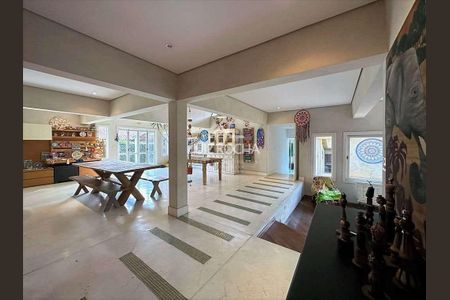 11_photo/94cfaa94b7.ceff8192393c33de-ATLAS-a7380a59-f2ba-4eeb-a16c-275a2d053d76.jpg de casa à venda com 3 quartos, 309m² em Jardim Passargada I, Cotia