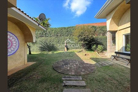 28_photo/94cfaa94b7.ceff8192393c33de-ATLAS-aa5f15a8-d093-4cb6-bb94-647ea372dd23.jpg de casa à venda com 3 quartos, 309m² em Jardim Passargada I, Cotia