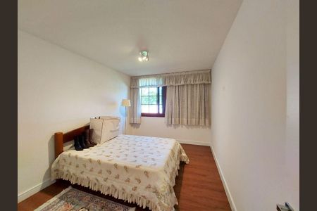 3_photo/94cfaa94d5.38153d79977beed0-ATLAS-1f61cf89-ecfe-42e2-b953-ac0c480bc5f3.jpg de casa de condomínio à venda com 4 quartos, 430m² em Jardim Passargada I, Cotia