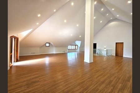 5_photo/94cfaa94eb.7a69ff73eb43ff8d-ATLAS-aea065ab-5c42-4385-bb06-0ed80a89b9d4.jpg de casa de condomínio à venda com 5 quartos, 623m² em Cemucam, Cotia