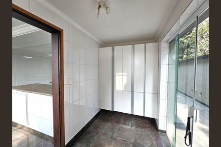 3_photo/94cfaa94eb.7a69ff73eb43ff8d-ATLAS-cfd4d1ce-241d-4ed6-987b-13b638833247.jpg de casa de condomínio à venda com 5 quartos, 623m² em Cemucam, Cotia