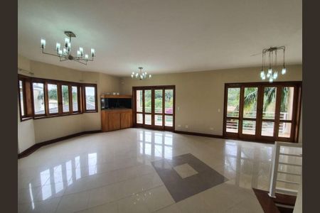 3_photo/94cfaa950f.ceff8192393c33de-ATLAS-11b3c505-2996-4e17-8ad6-5c428242f3d4.jpg de casa à venda com 4 quartos, 500m² em Jardim Passargada I, Cotia