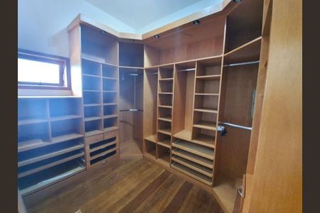 22_photo/94cfaa950f.ceff8192393c33de-ATLAS-5daa166d-b9ff-4805-b298-48d08de863f2.jpg de casa à venda com 4 quartos, 500m² em Jardim Passargada I, Cotia