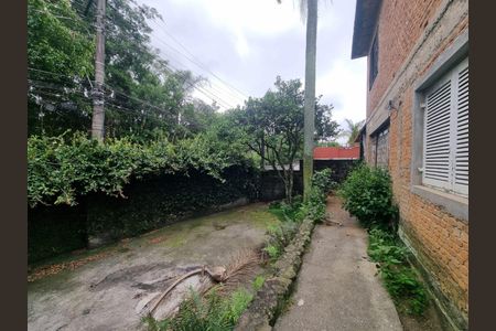 30_photo/94cfaa95b1.6b2453e70642c87c-ATLAS-d4790af1-ce85-4d05-9b27-0dbce0ff015a.jpg de casa à venda com 2 quartos, 214m² em Parque Sao George, Cotia