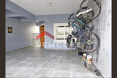 21_photo/94cfaa95e5.93b8fa184532727f-ATLAS-22e25731-aa71-4b74-b46e-e768c25f0ff7.jpg de casa à venda com 4 quartos, 200m² em Vila Santo Antônio, Cotia