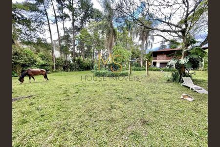 3_photo/94cfaa95e7.ceff8192393c33de-ATLAS-6ec874be-c0b5-45fc-a6bf-6aac216096cd.jpg de casa à venda com 5 quartos, 756m² em Vila Santo Antonio de Carapicuiba, Cotia