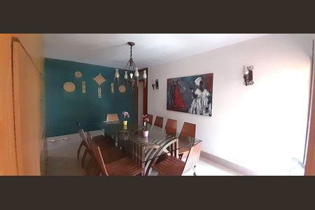 11_photo/94cfaa95f7.9c5959cca0926d06-ATLAS-4f732ab0-8bc4-4fbf-80e4-25cdbbb2295f.jpg de casa à venda com 5 quartos, 270m² em Vila Santo Antônio, Cotia