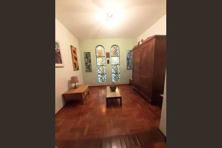 4_photo/94cfaa962d.aaa1984783e3a523-ATLAS-5d69f264-acd6-41fd-a5e1-dbbd368b1124.jpg de casa à venda com 3 quartos, 250m² em Vila Santo Antônio, Cotia