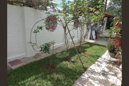 5_photo/94cfaa964f.aef4de6394ba8e6d-ATLAS-28217d7a-e12f-4333-8ec8-57758a1bafca.jpg de casa à venda com 4 quartos, 283m² em Vila Santo Antônio, Cotia