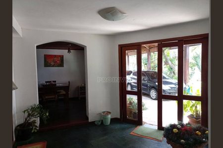 3_photo/94cfaa964f.aef4de6394ba8e6d-ATLAS-658de17f-7b8b-46d5-925d-86a44f12cde7.jpg de casa à venda com 4 quartos, 283m² em Vila Santo Antônio, Cotia