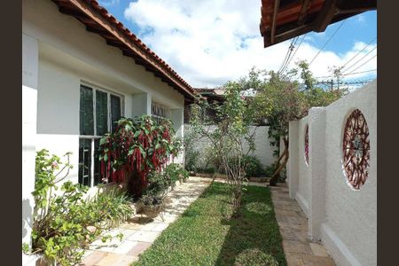 42_photo/94cfaa964f.aef4de6394ba8e6d-ATLAS-f46be934-3d55-43f3-8d1e-a7a454e14247.jpg de casa à venda com 4 quartos, 283m² em Vila Santo Antônio, Cotia