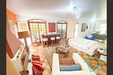 2_photo/94cfaa9651.2f15d505e37c7ac5-ATLAS-01f3ff7a-1fab-43e0-a173-bc8f6fc35b73.jpg de casa à venda com 3 quartos, 290m² em Vila Santo Antônio, Cotia