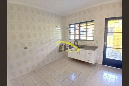 10_photo/94cfaa96cd.f348c8852f19f3bd-ATLAS-ca270f95-a940-462b-b3ad-8a1d2f34e37f.jpg de casa à venda com 2 quartos, 100m² em Parque Sao George, Cotia