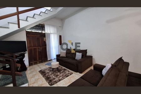 12_photo/94cfaa96fd.589b6d9b0b411b9f-ATLAS-92d7fba7-312e-4e03-a8d9-1bffb9882934.jpg de casa à venda com 3 quartos, 224m² em Parque Sao George, Cotia