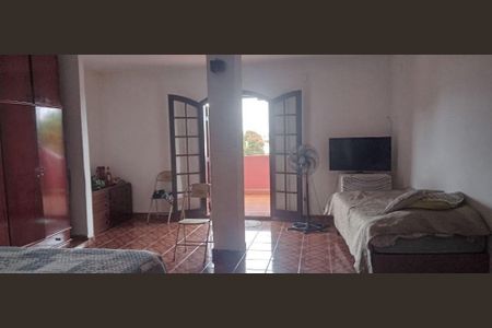 8_photo/94cfaa9729.6fe88814f58c8792-ATLAS-6dbd7365-22da-453a-9ca7-dc9fb59f0e8b.jpg de casa à venda com 3 quartos, 215m² em Parque Sao George, Cotia