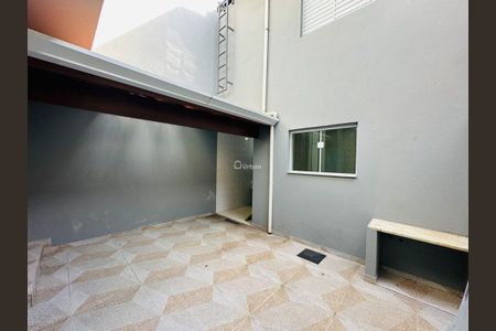 24_photo/94cfaa9767.816f3d3410722f0b-ATLAS-e0a00f79-e808-48bf-ab98-a9418243fa9f.jpg de casa à venda com 3 quartos, 191m² em Parque Sao George, Cotia