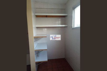 9_photo/94cfaa9773.5bad2691e7fcb355-ATLAS-6c5d9e95-8fe9-43ff-b45a-b7af3c9bc314.jpg de apartamento à venda com 2 quartos, 64m² em Parque Sao George, Cotia