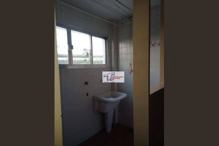 11_photo/94cfaa9773.5bad2691e7fcb355-ATLAS-e14de3eb-7fb9-4877-aa17-4a719b81af50.jpg de apartamento à venda com 2 quartos, 64m² em Parque Sao George, Cotia