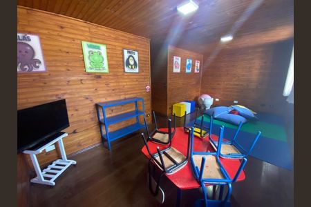 3_photo/94cfaa97f3.cd6ac7e963e68f71-ATLAS-1c77e890-177a-4544-bc79-49ae926dddcf.jpg de casa à venda com 4 quartos, 240m² em Vila Santo Antônio, Cotia