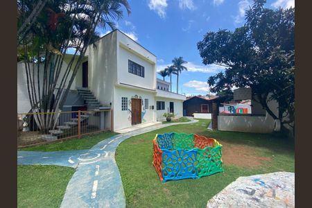 3_photo/94cfaa97f3.cd6ac7e963e68f71-ATLAS-6a50d850-eb97-40a7-8e33-e9d6698e8f9d.jpg de casa à venda com 4 quartos, 240m² em Vila Santo Antônio, Cotia