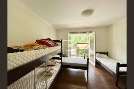 7_photo/94cfaa9879.1aa5b8f538f3adaf-ATLAS-73d2b4f3-8563-49d2-a3d6-e4e18d028266.jpg de casa à venda com 4 quartos, 433m² em Vila Santo Antonio de Carapicuiba, Cotia