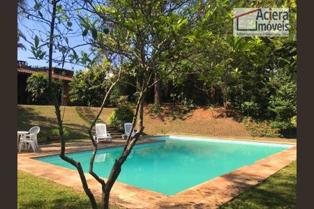 4_photo/94cfaa989f.1c30879e3ee593f9-ATLAS-04b30bc2-185d-411a-b896-8a768ccf940e.jpg de casa à venda com 3 quartos, 492m² em Vila Santo Antônio, Cotia