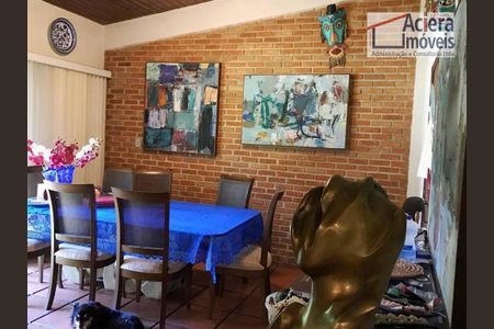 8_photo/94cfaa989f.1c30879e3ee593f9-ATLAS-6f6b375d-c3a4-40a3-a008-8f1e2faaf981.jpg de casa à venda com 3 quartos, 492m² em Vila Santo Antônio, Cotia