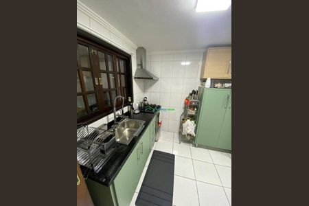 10_photo/94cfaa98c5.828c42750321378d-ATLAS-2a3f72c8-2804-4173-a0ce-e30e86337df2.jpg de casa à venda com 3 quartos, 140m² em Vila Santo Antônio, Cotia