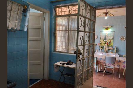 8_photo/94cfaa99e1.d1265443f33742d1-ATLAS-ed0ef241-366d-4e43-bd06-74d4552d182b.jpg de casa à venda com 6 quartos, 338m² em Parque Sao George, Cotia