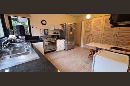 13_photo/94cfaa9a4d.e98ed2530eefd725-ATLAS-719e83b7-b2af-47cf-80b2-06fad4e88f38.jpg de casa à venda com 3 quartos, 900m² em Jardim Mediterraneo, Cotia