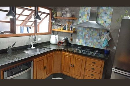 3_photo/94cfaa9a83.fe96b63aec789ef1-ATLAS-0fd0046c-e3aa-4a35-a2f7-bdcad3ce43b3.jpg de casa à venda com 3 quartos, 174m² em Vila Santo Antonio de Carapicuiba, Cotia