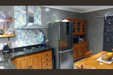 7_photo/94cfaa9a83.fe96b63aec789ef1-ATLAS-6c4d4b91-1424-4199-8e4f-8d8237fc7069.jpg de casa à venda com 3 quartos, 174m² em Vila Santo Antonio de Carapicuiba, Cotia